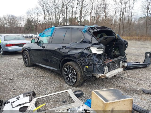 2022 BMW X5 5UXCR6C0XN9K63454 Photo 2
