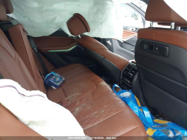 2022 BMW X5 5UXCR6C0XN9K63454 Photo 7