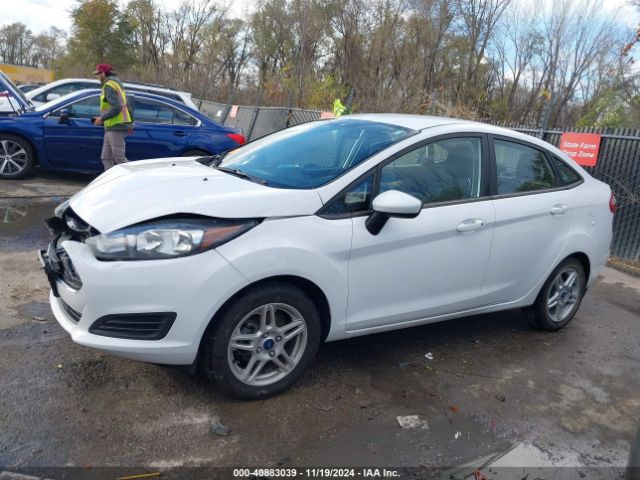 3FADP4BJ1HM163202 Ford FIESTA SE