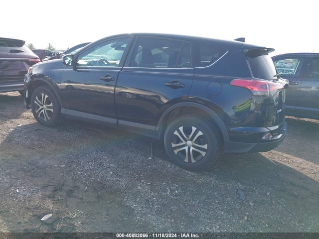 Toyota RAV4 LE 2018 2T3ZFREV2JW424193 Image 3