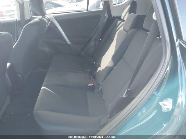 Toyota RAV4 LE 2018 2T3ZFREV2JW424193 Image 8