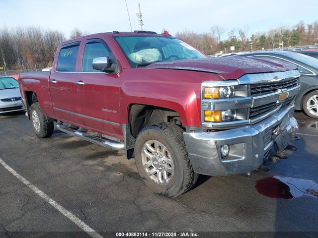 2015 1GC1KWE81FF504594 main image