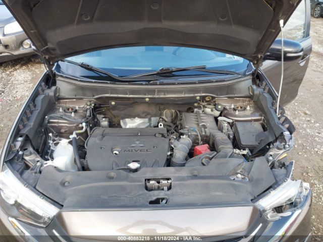 JA4AR3AU2JU004827 Mitsubishi Outlander Sport 2.0 Le