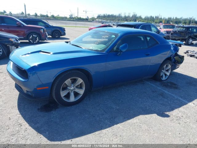 2C3CDZAG4NH223554 Dodge Challenger Sxt