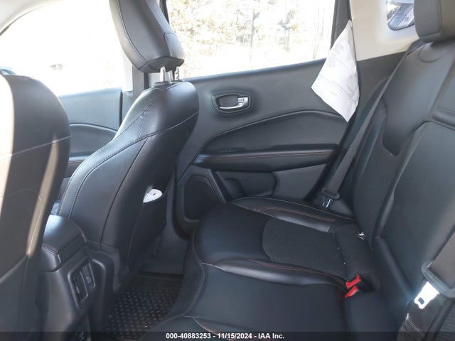 3C4NJDDB0KT780657 Jeep Compass Trailhawk 4x4
