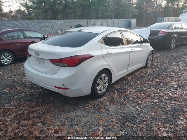 Hyundai ELANTRA SE 2016 5NPDH4AE5GH722301 Image 4