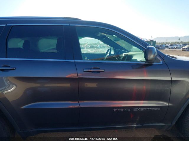 1C4RJFAG9KC622424 Jeep Grand Cherokee Laredo E 4x4