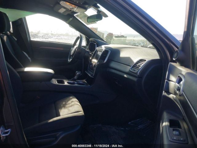 1C4RJFAG9KC622424 Jeep Grand Cherokee Laredo E 4x4