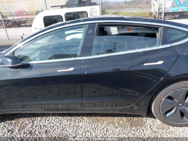 5YJ3E1EA7JF018777 Tesla MODEL 3