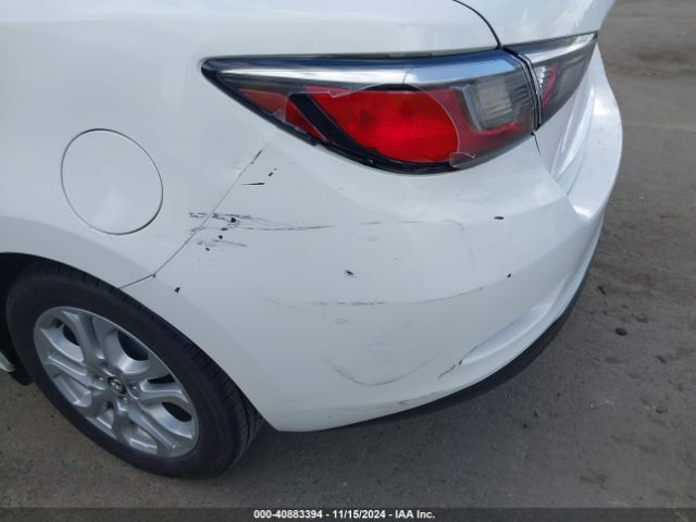 3MYDLBYVXJY312694 Toyota YARIS IA