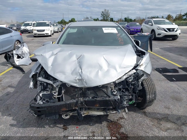 Toyota COROLLA SE 2018 5YFBURHE1JP785993 Image 13