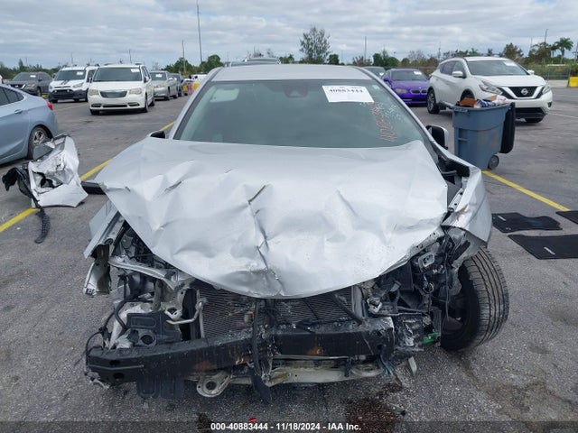 Toyota COROLLA SE 2018 5YFBURHE1JP785993 Image 6