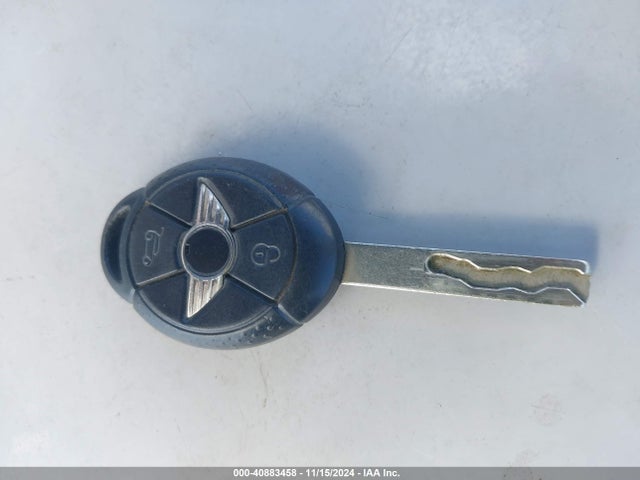 2006 MINI COOPER WMWRC33546TJ73578 Photo 10