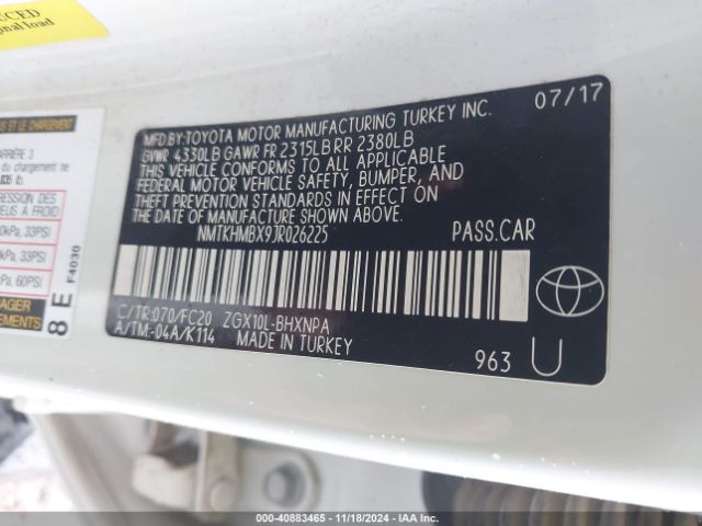 NMTKHMBX9JR026225 Toyota C-HR XLE