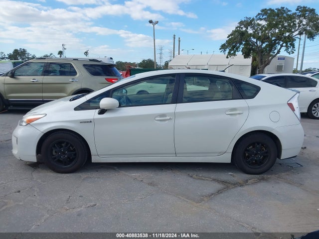 Toyota Prius Four 2015 JTDKN3DU0F1892908 Image 14