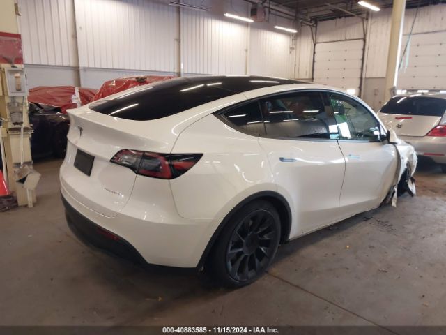 7SAYGDEE4NF571738 Tesla Model Y Long Range Dual Motor All-wheel Drive