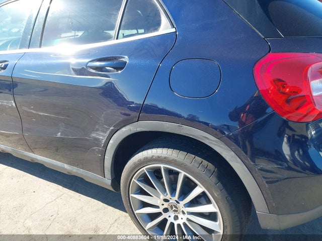 WDCTG4EB6JJ477841 Mercedes-Benz GLA 250