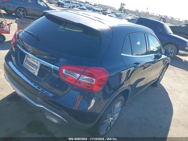 WDCTG4EB6JJ477841 Mercedes-Benz GLA 250