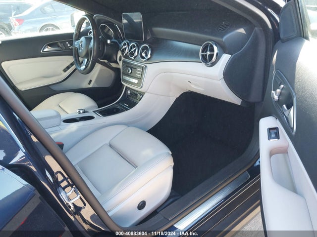 WDCTG4EB6JJ477841 Mercedes-Benz GLA 250