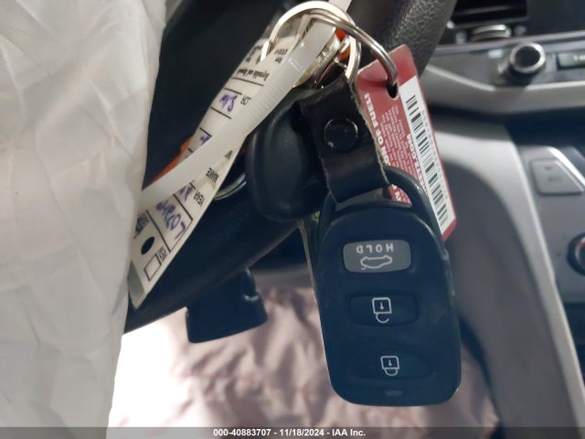 Hyundai ELANTRA SE 2018 5NPD74LF8JH260090 Image 11