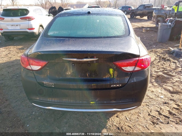Chrysler 200 Limited 2015 1C3CCCAB0FN691102 Image 16