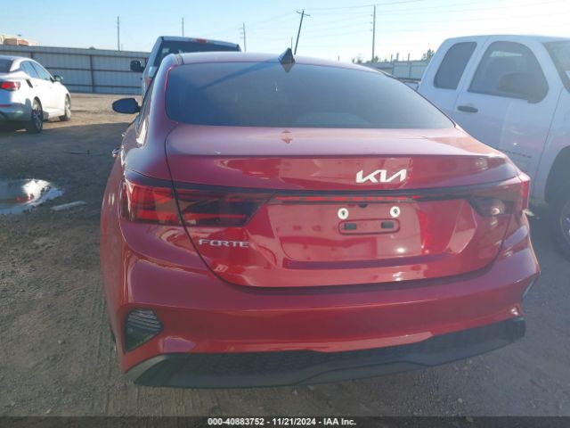 3KPF24AD7RE800876 KIA Forte Lxs
