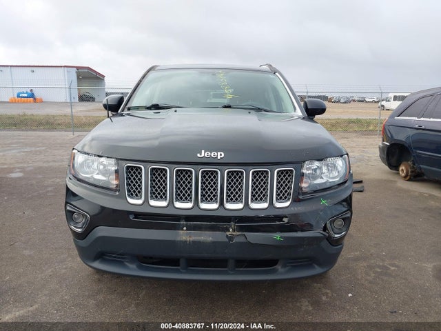 1C4NJDEB2GD745601 Jeep Compass High Altitude Edition