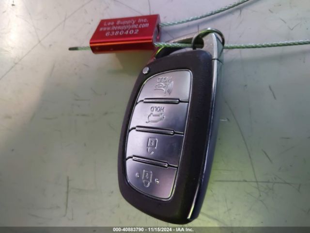 KM8J33A47LU160058 Hyundai Tucson Value