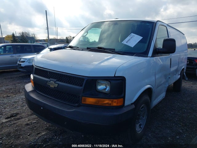 Chevrolet Express 2500 Work Van 2014 1GCWGFCA0E1198223 Image 2