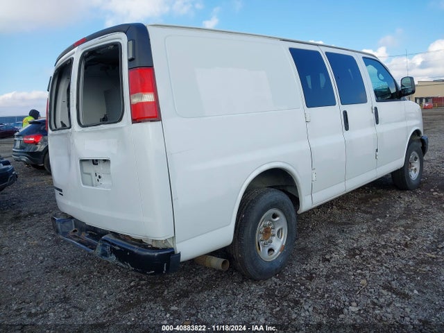 Chevrolet Express 2500 Work Van 2014 1GCWGFCA0E1198223 Image 4