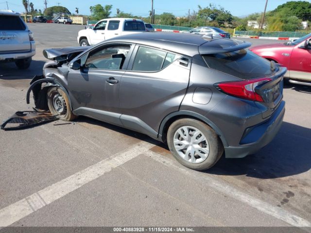 JTNKHMBX2M1097622 Toyota C-HR LE