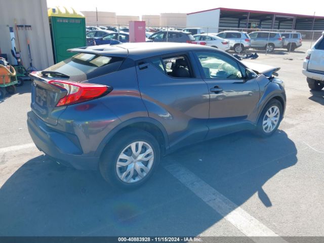 JTNKHMBX2M1097622 Toyota C-HR LE