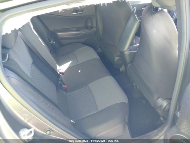 JTNKHMBX2M1097622 Toyota C-HR LE