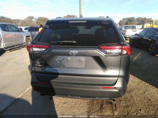 Toyota Rav4 Xle Premium 2021 2T3C1RFV1MC105246 Image 16
