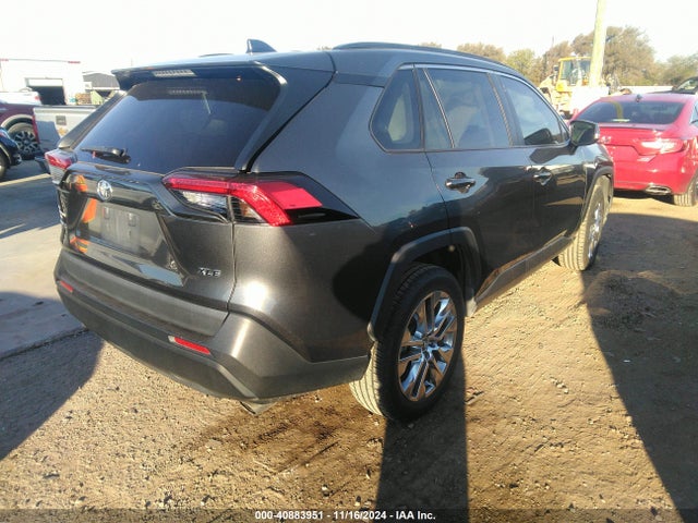 Toyota Rav4 Xle Premium 2021 2T3C1RFV1MC105246 Image 4