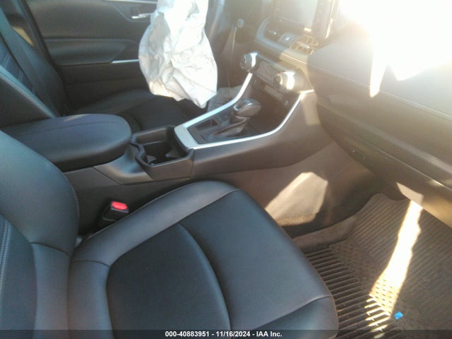 Toyota Rav4 Xle Premium 2021 2T3C1RFV1MC105246 Image 5
