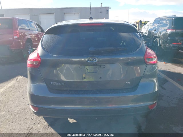 Ford FOCUS SE 2017 1FADP3K23HL231844 Image 16