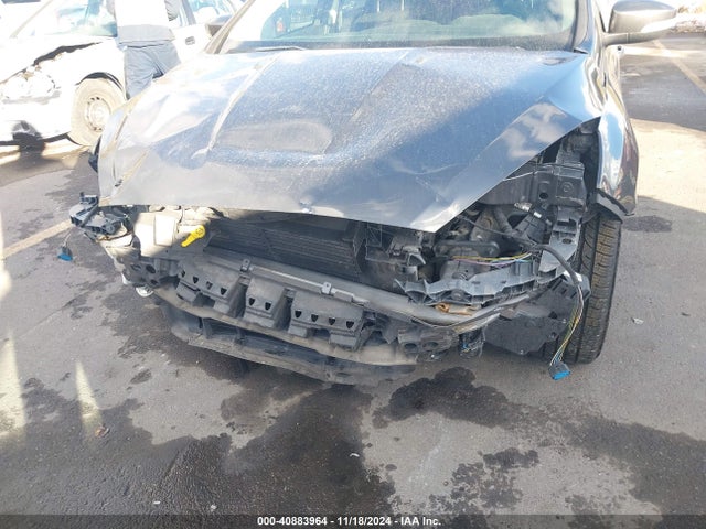Ford FOCUS SE 2017 1FADP3K23HL231844 Image 6