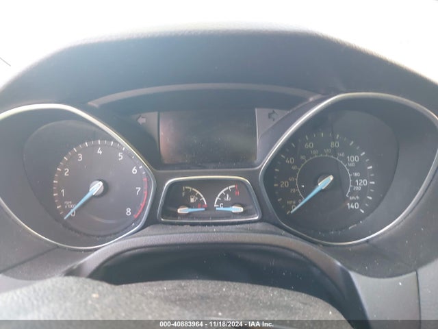 Ford FOCUS SE 2017 1FADP3K23HL231844 Image 7