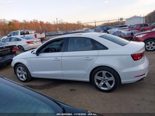 WAUB8GFF9H1038576 Audi A3 2.0t Premium
