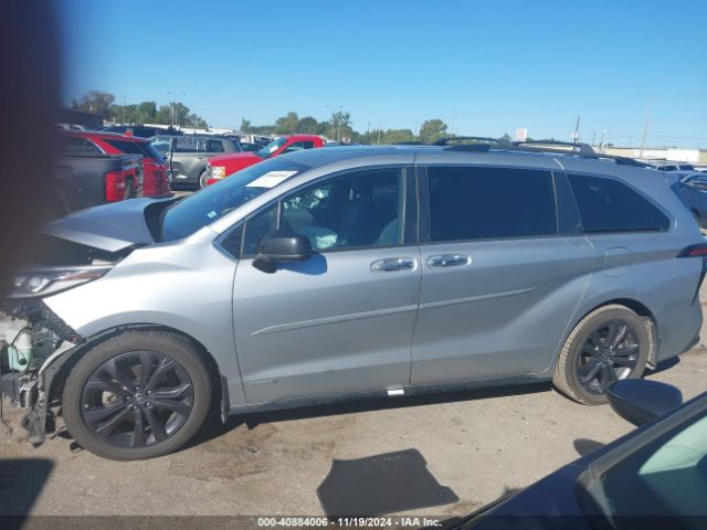 5TDDRKEC4MS050568 Toyota Sienna Xse