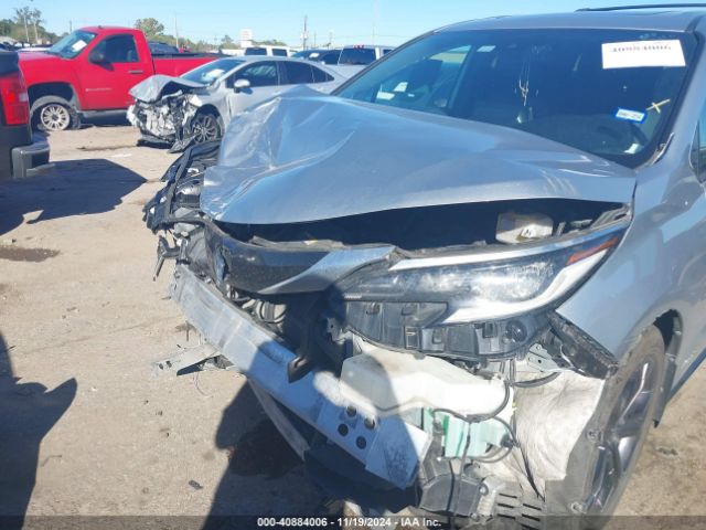 5TDDRKEC4MS050568 Toyota Sienna Xse