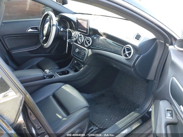 WDDSJ4GB9GN332719 Mercedes-Benz CLA 250 4MATIC
