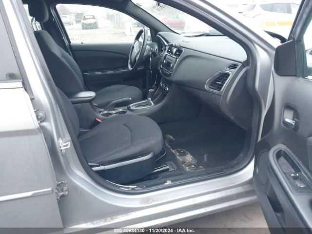 1C3CCBAB9EN238119 Chrysler 200 LX