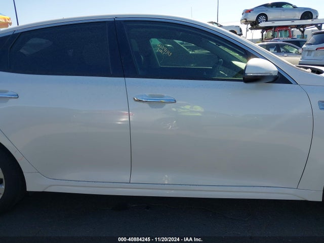 5XXGU4L37JG218551 KIA OPTIMA EX