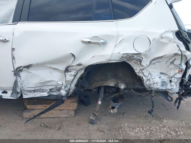 JTMRFREV6JJ741800 Toyota Rav4 Adventure/xle