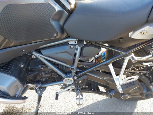 2022 BMW R 1250 WB10M1303N6F37195 Photo 8
