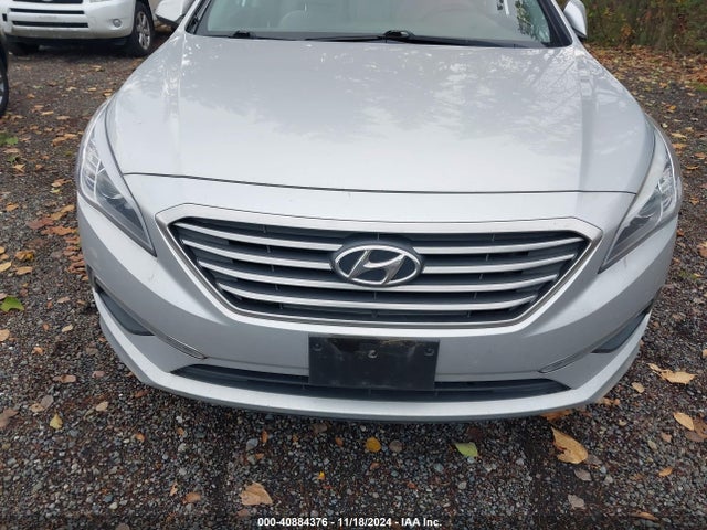 Hyundai SONATA SE 2015 5NPE24AF7FH147079 Image 10