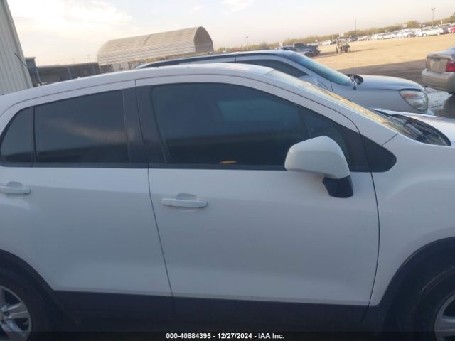 3GNCJKSB2LL331116 Chevrolet Trax Fwd Ls