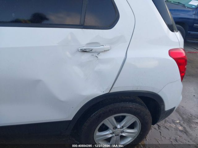 3GNCJKSB2LL331116 Chevrolet Trax Fwd Ls